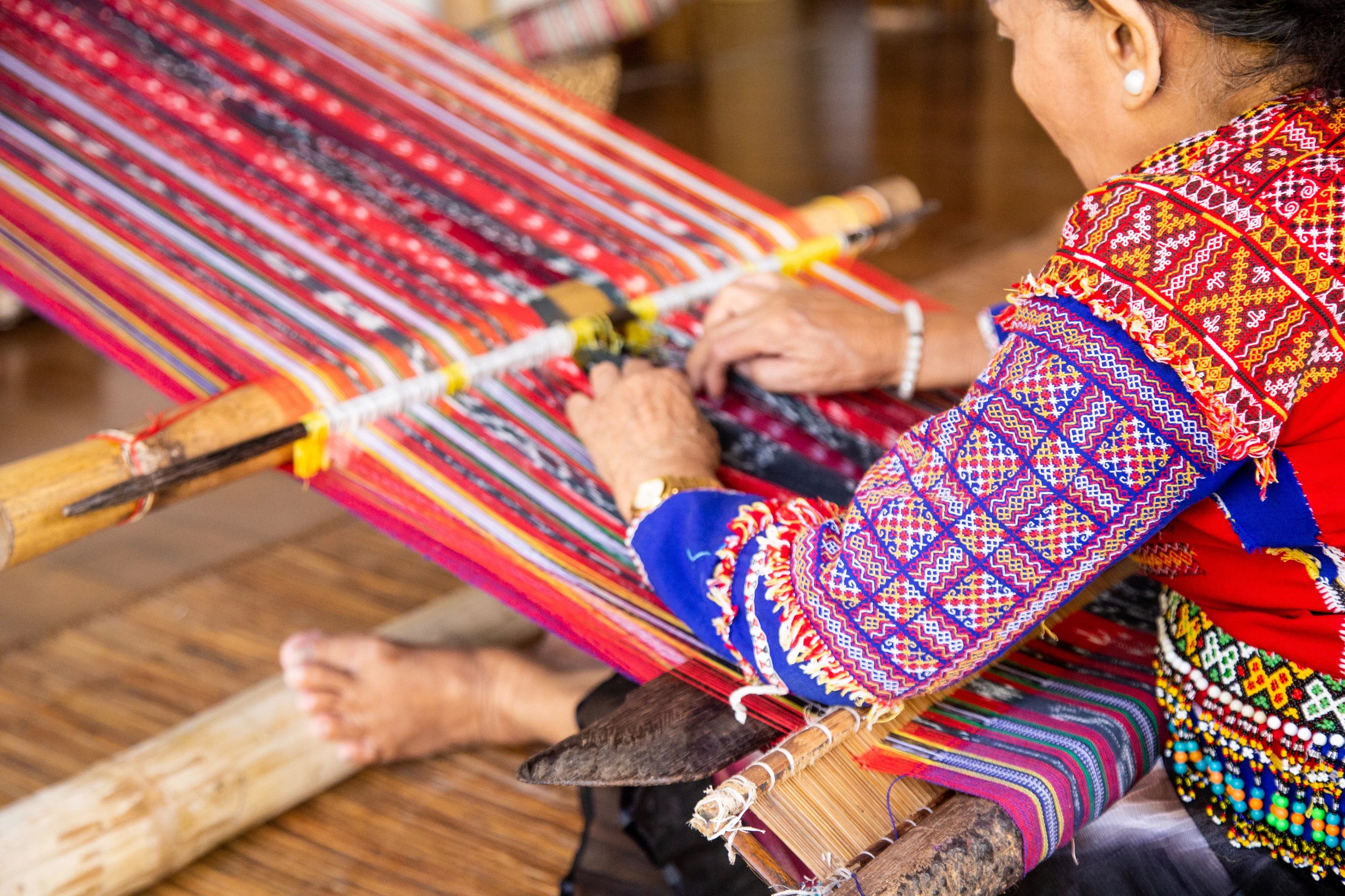 T’nalak Weave: Beyond the Dream Weavers’ Cloth – Taste Collection